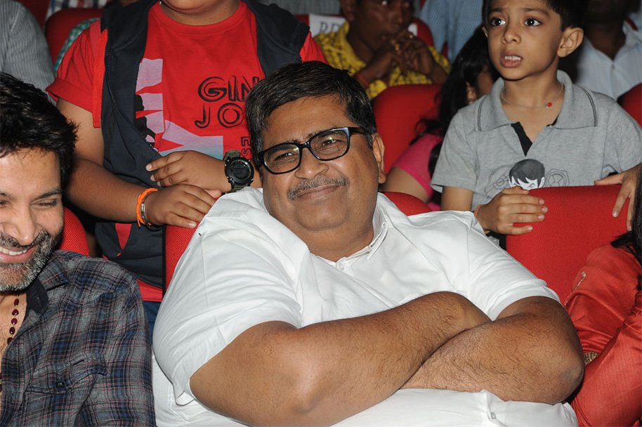 Attarintiki-Daredi-Thank-You-Meeting